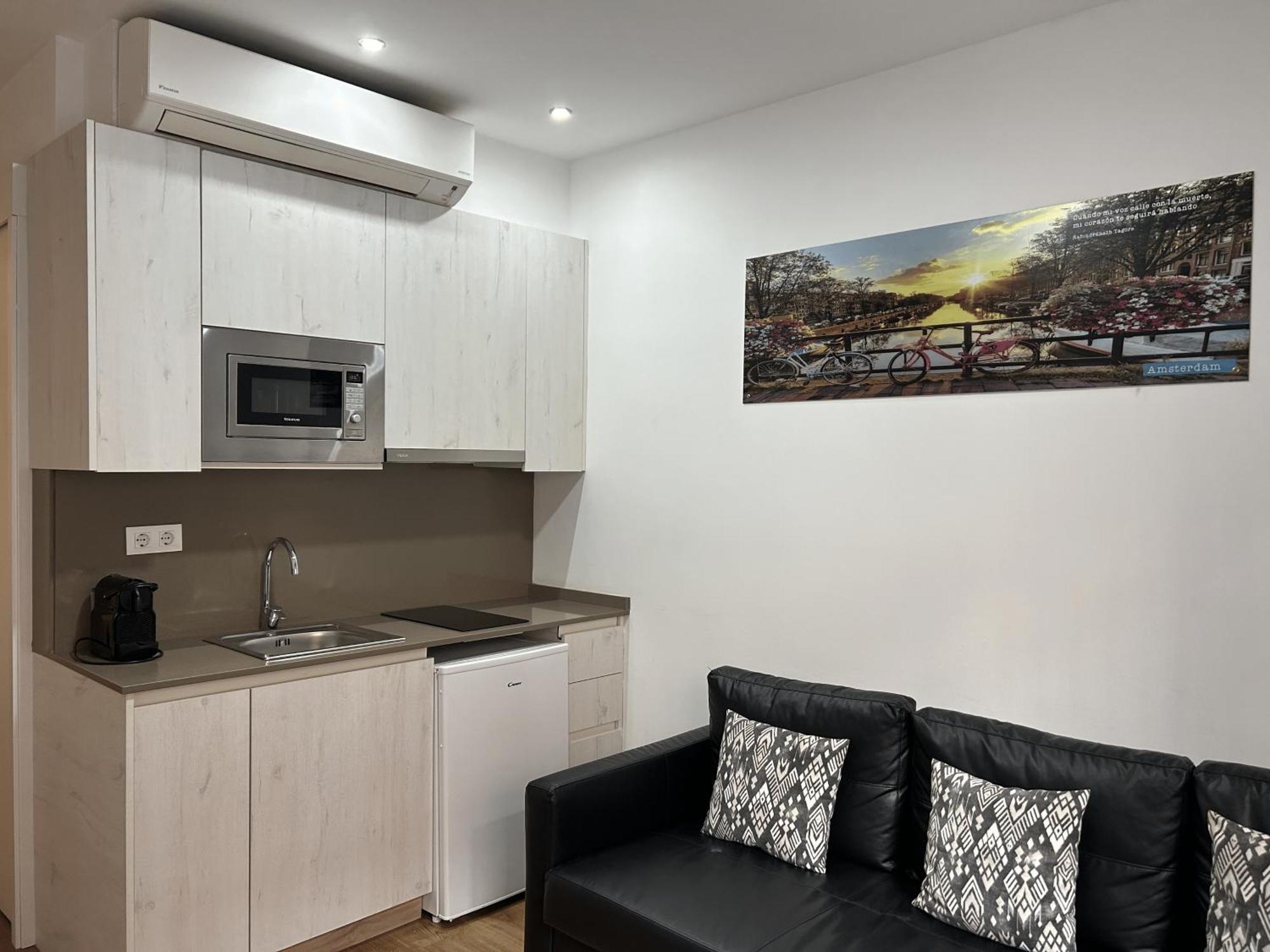 Apartahotel Baldiri Sant Boi de Llobregat Dış mekan fotoğraf