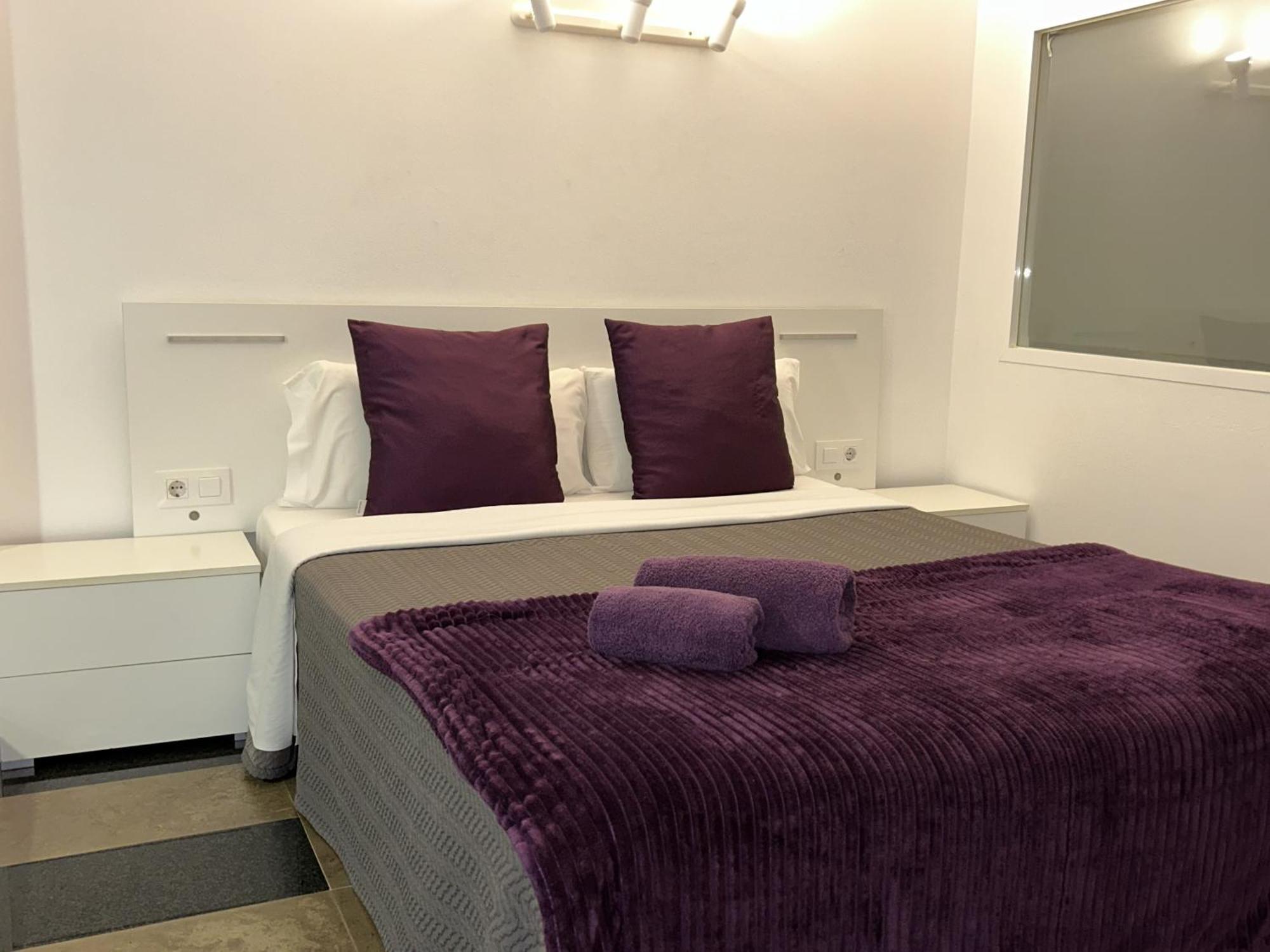 Apartahotel Baldiri Sant Boi de Llobregat Dış mekan fotoğraf