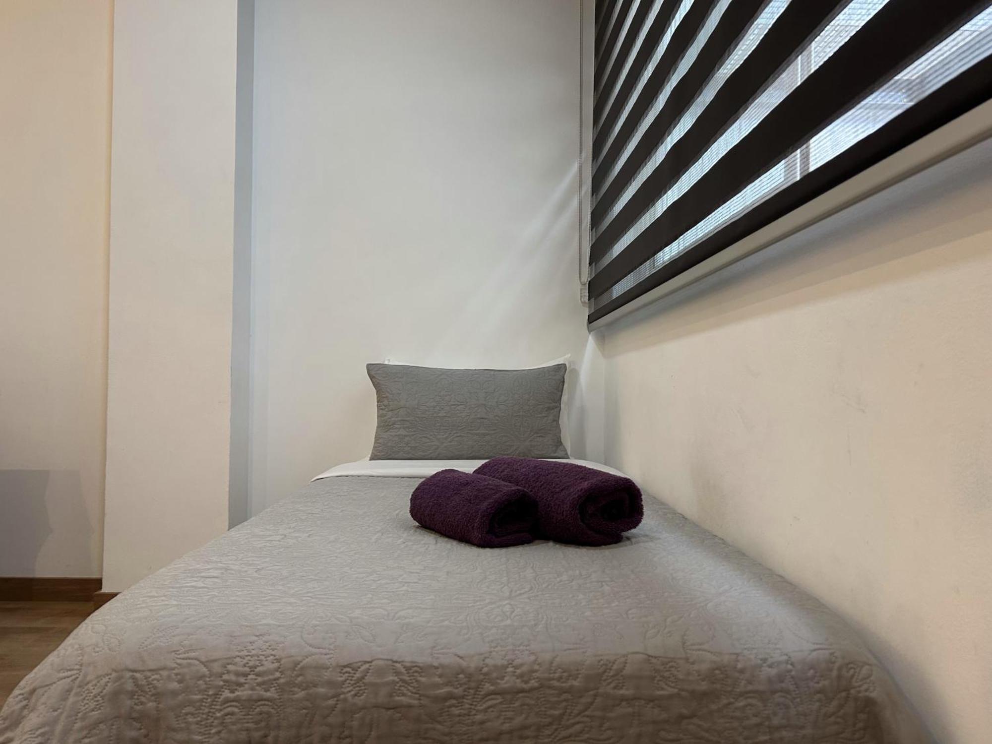 Apartahotel Baldiri Sant Boi de Llobregat Dış mekan fotoğraf