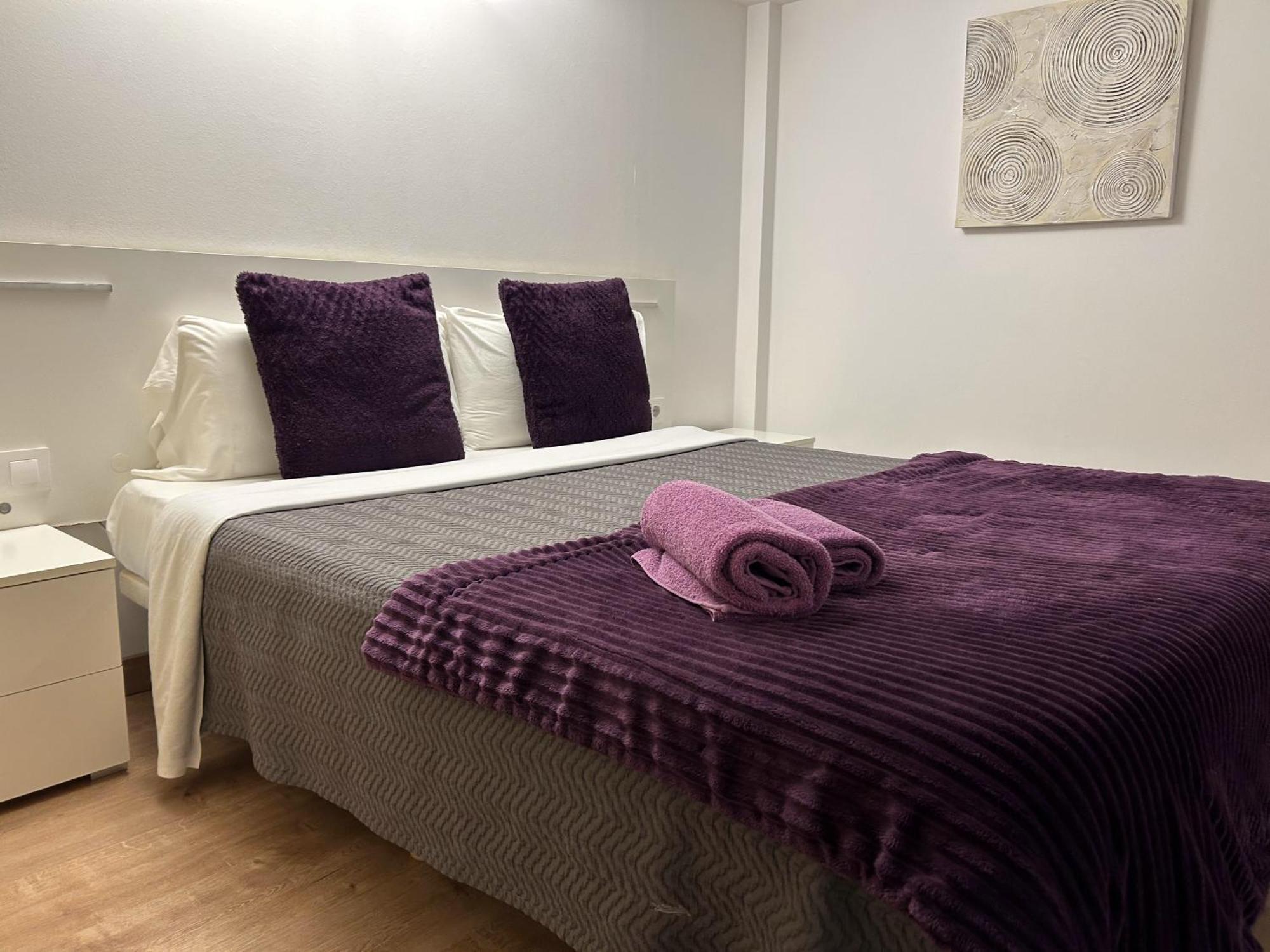Apartahotel Baldiri Sant Boi de Llobregat Dış mekan fotoğraf