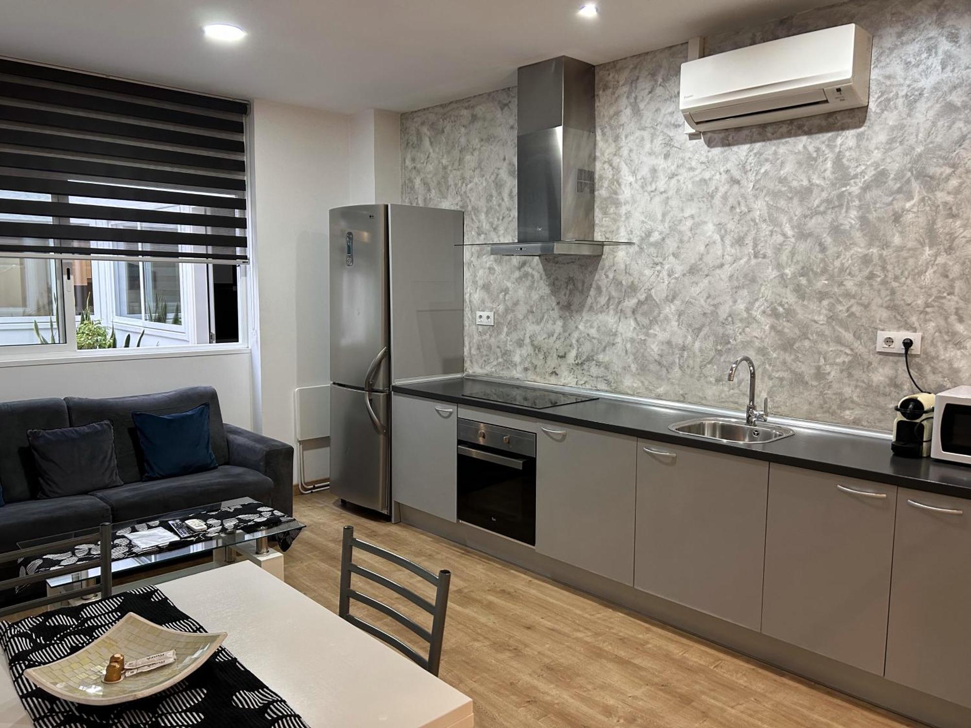 Apartahotel Baldiri Sant Boi de Llobregat Dış mekan fotoğraf